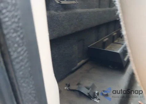 2000 Ford F-350 Lariat/Xl/Xlt from USA, damaged, VIN 1FTSF30L8YEB14930